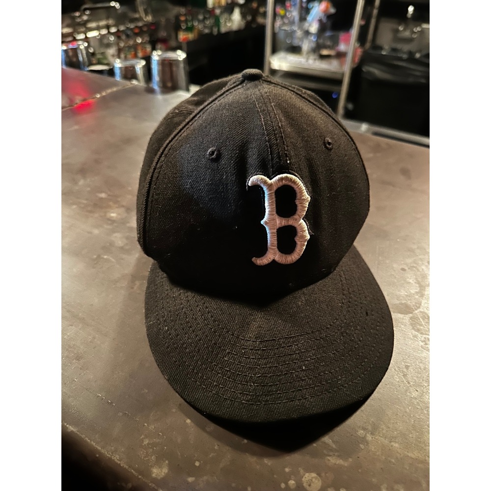 New Era 59FIFTY Boston Red Sox Fitted Hat Black 7 1/4 MLB Baseball Cap